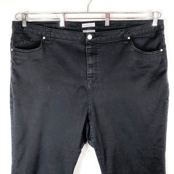 Catherines Plus Size 26W Jeans Black Straight Leg Pants Pockets Stretch 1297 - Picture 3 of 6